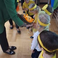 received 1323774975060043